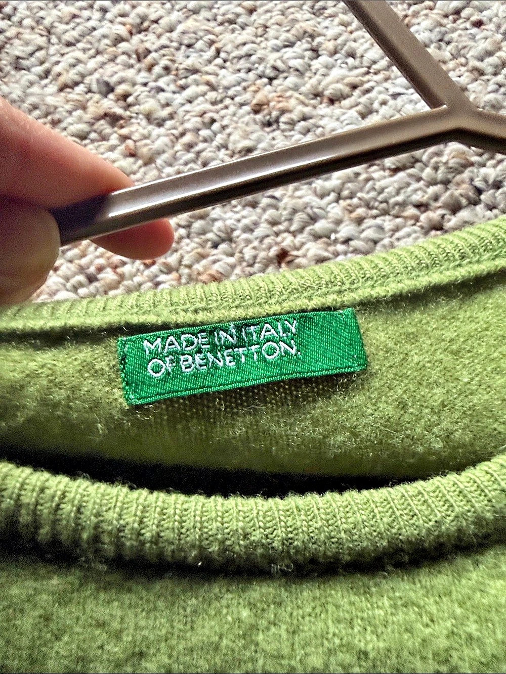 Benetton made in Italy authentic wool Green Crewneck Sweater Like New